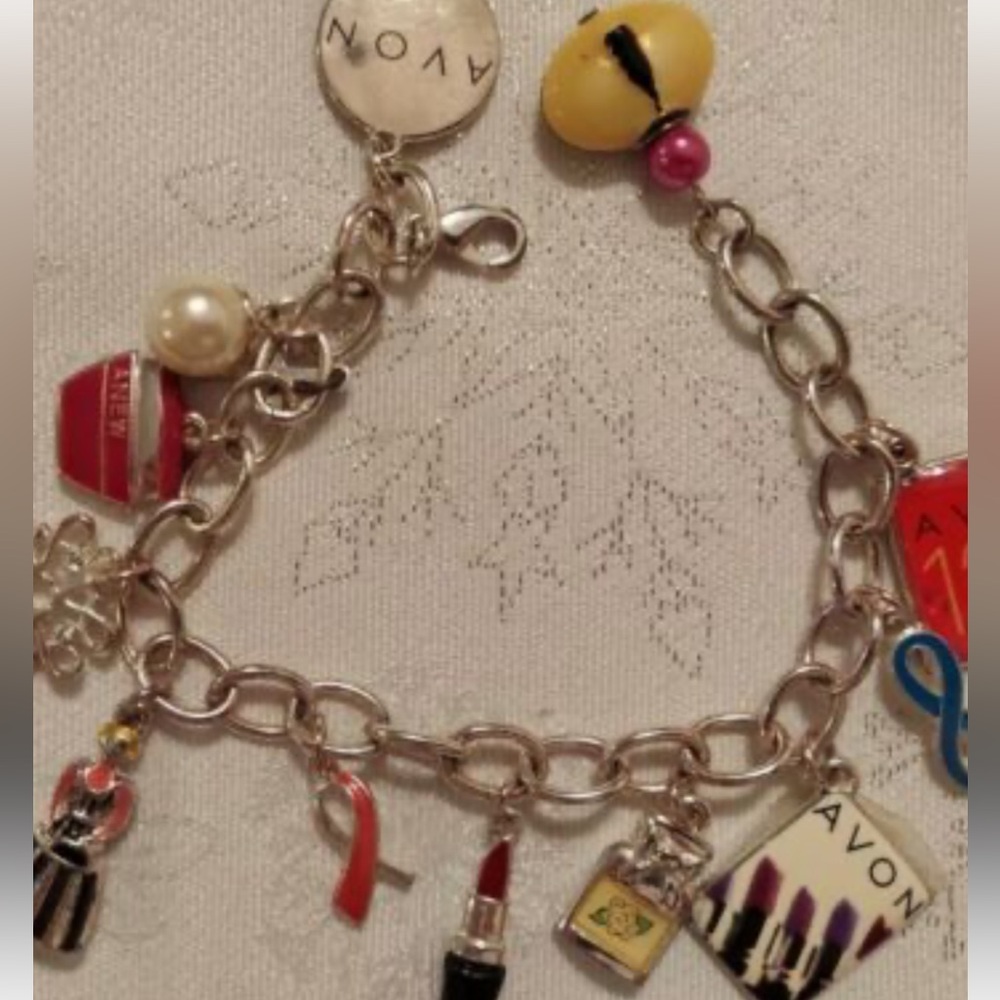 Avon Vintage Charm Bracelet 125 Years